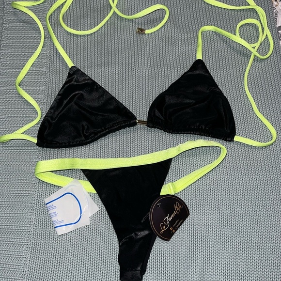 brazilian bikini - Picture 1 of 4